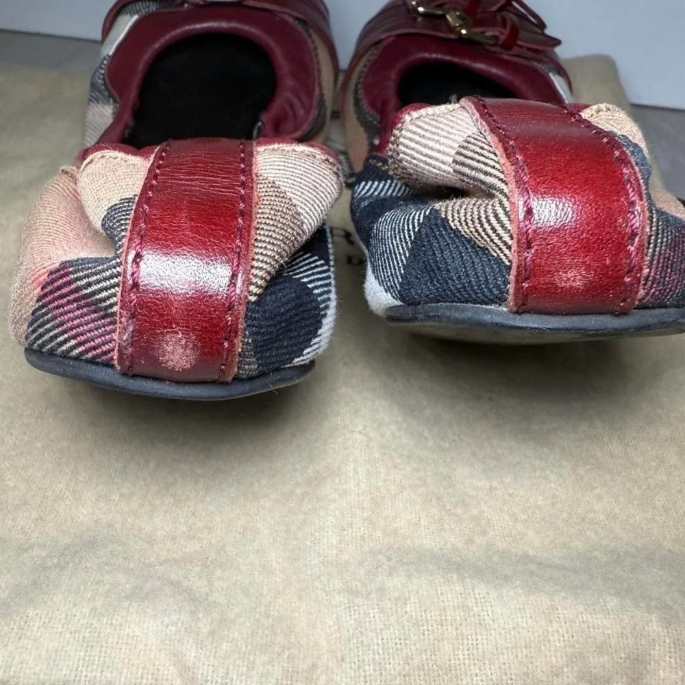 Burberry Nova Check Ballet Flats Red Leather Buckle Women Size 35 us 4.5-5 - Picture 8 of 8